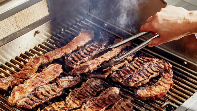 Grillades du Grill House à Lucens